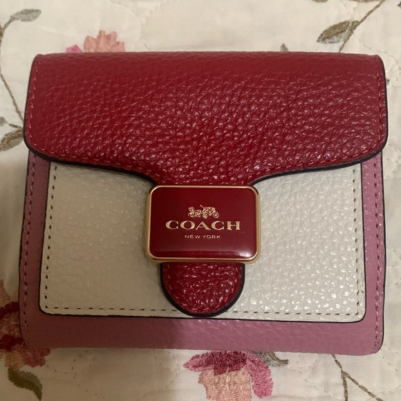 Coach Handbags - Coach Pepper Wallet